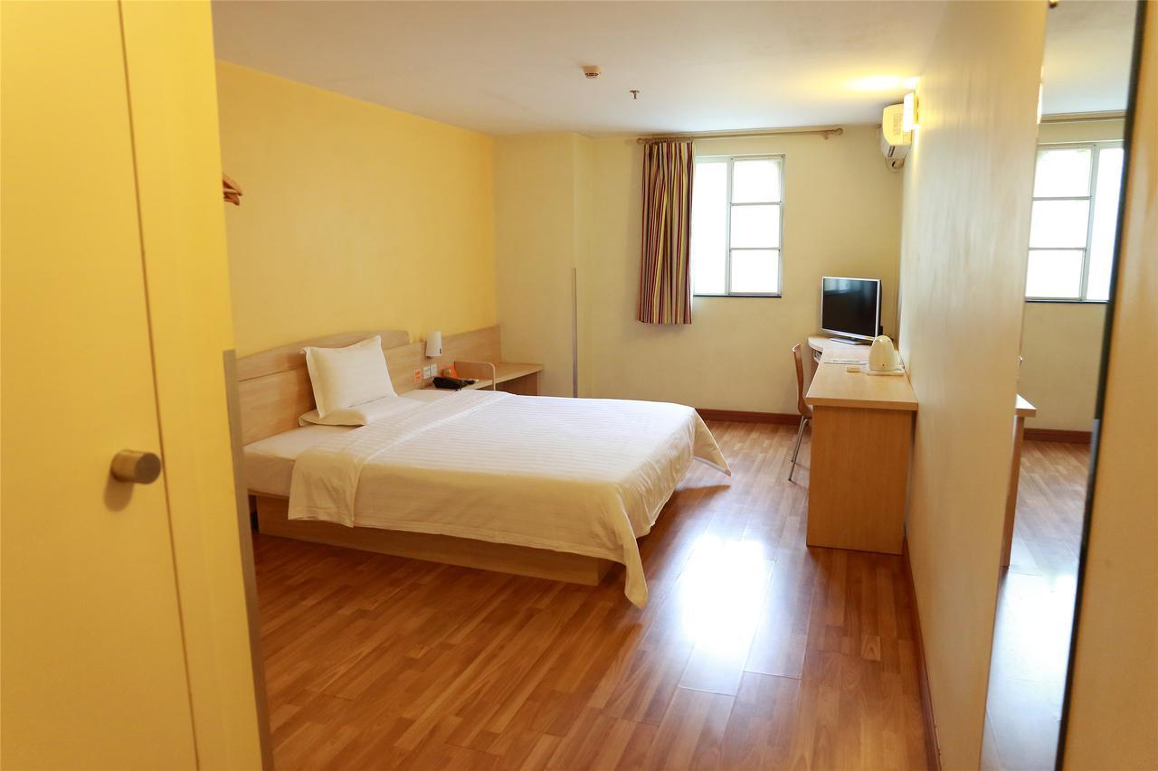 7Days Inn Qingdao Development Zone Jinshatan Esterno foto