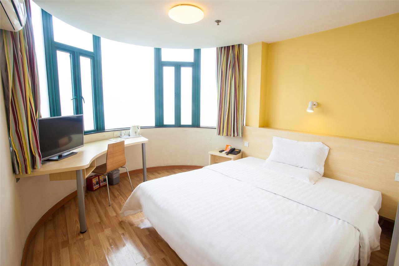 7Days Inn Qingdao Development Zone Jinshatan Esterno foto