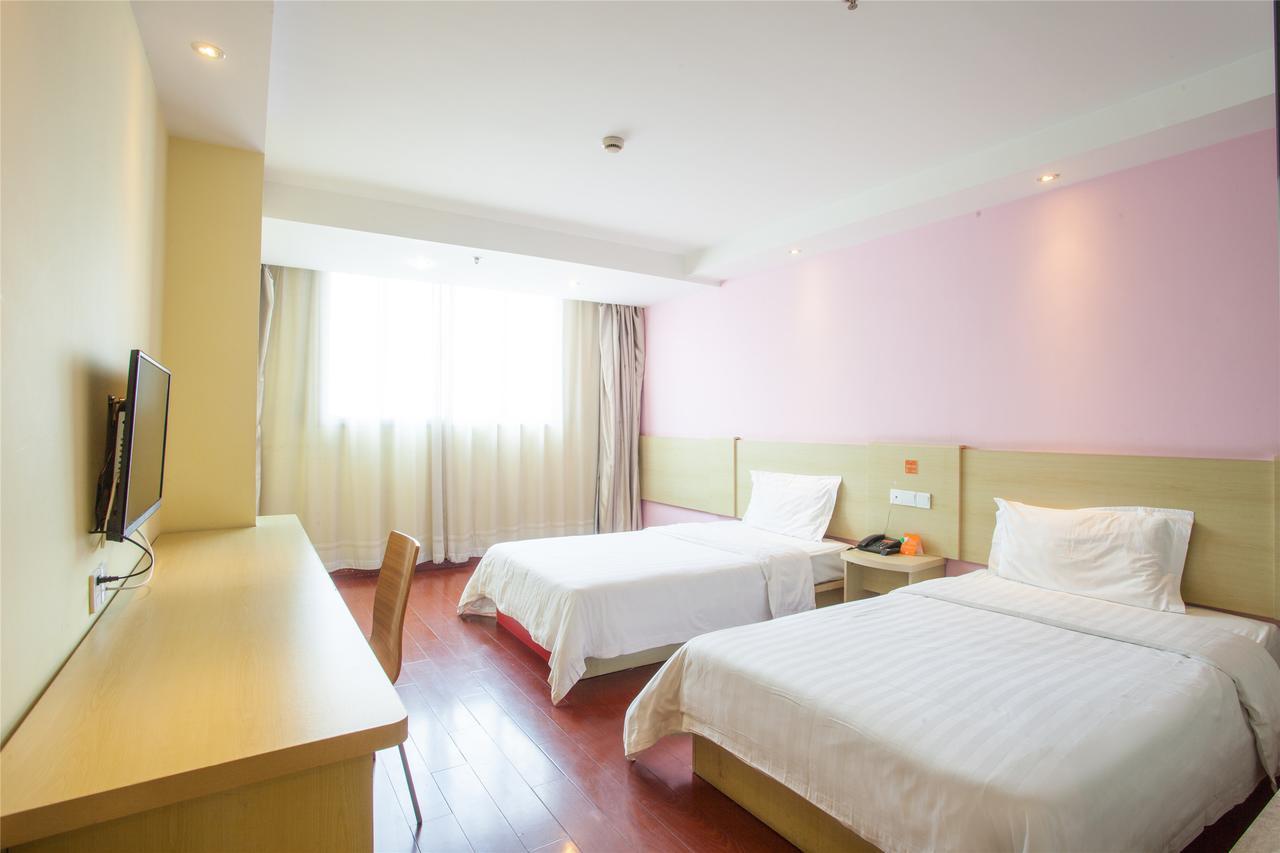 7Days Inn Qingdao Development Zone Jinshatan Camera foto