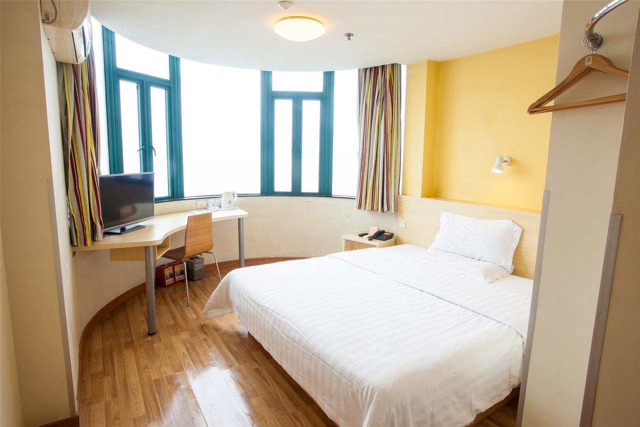 7Days Inn Qingdao Development Zone Jinshatan Esterno foto
