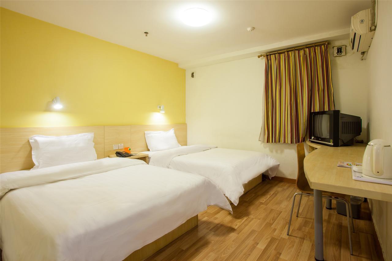 7Days Inn Qingdao Development Zone Jinshatan Camera foto