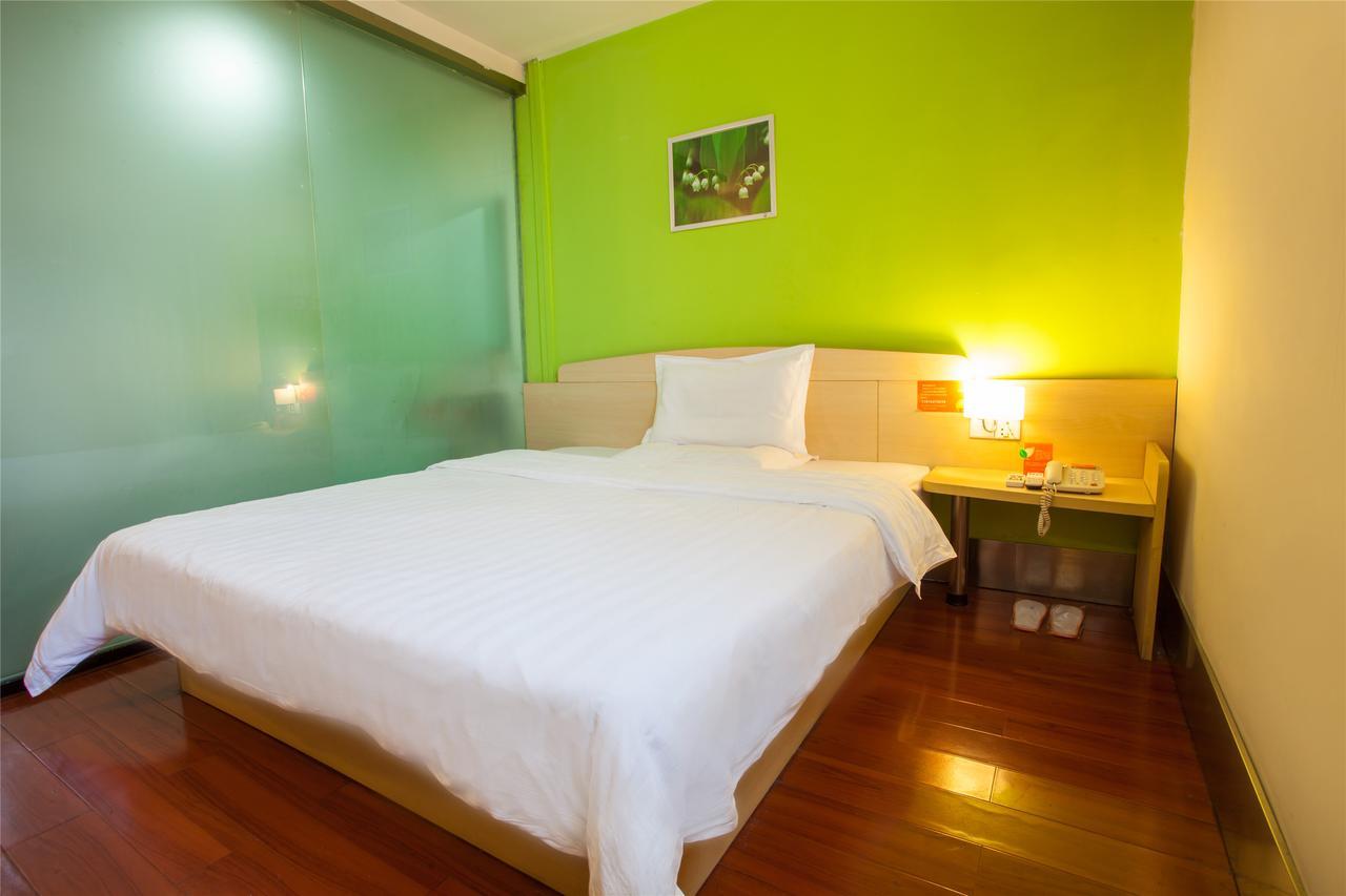 7Days Inn Qingdao Development Zone Jinshatan Camera foto